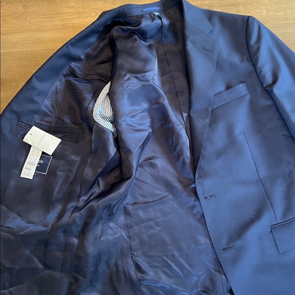 J. Crew Ludlow Slim-fit suit jacket in Italian wool in Navy Blue Size 42R - Picture 11 of 16